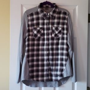 Marmot XL Button Down Top.  EUC!